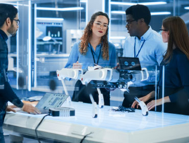 Seamless metal tubes in stainless steel, titanium, nickel and zirconium alloys made by Superior Tube.