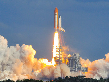 Hand-crafted precision tubes under rigorous inspection at Superior Tube in the 1930s